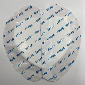 Vendaje de espuma adhesiva de silicona quirúrgica de alta absorción con borde suave cuidado de <span class=keywords><strong>heridas</strong></span> húmedas certificado CE EO desinfectante - Product Image 5
