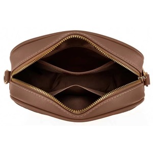 Bolso bandolera acolchado de nailon de calidad premium, moderno y personalizado, para mujer, de fábrica BSCI. - Product Image 4