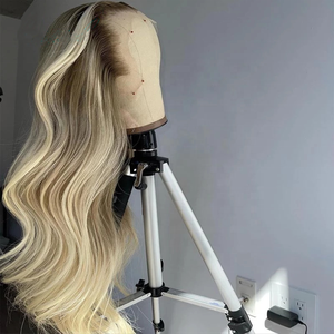 Vente chaude Vierge Cheveux Humains Ombre <span class=keywords><strong>Blonde</strong></span> Couleur Corps Vague Délié Naturel HD Lace Front Perruque Pour Les Femmes - Product Image 3