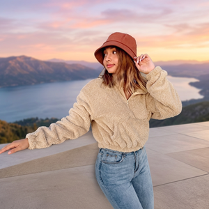 Sweat-shirt à col en V et manches longues en polaire beige pour femme, style décontracté pour l'automne - Product Image 1
