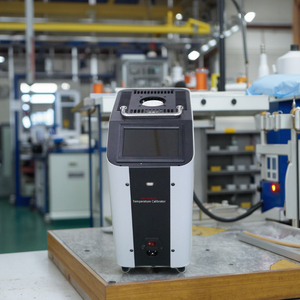 Yüksek Hassasiyetli Kuru Blok Sıcaklık Kalibratörü 300-1200 ℃   Hızlı Soğutmalı Taşınabilir Sıcaklık Kalibrasyon Cihazı - Product Image 4