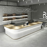 Comptoir de réception commercial personnalisé en bois massif et contreplaqué avec logo pour boulangerie, café, pâtisserie