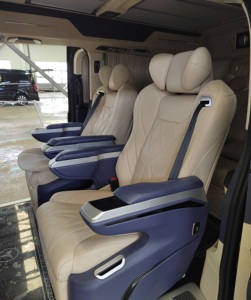 Siège de voiture de luxe de haute qualité avec réglage du dossier et double port USB dissimulé - Product Image 4