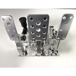 Nouveau style <span class=keywords><strong>Kit</strong></span> de boîtier de pédale de frein en aluminium monté au sol à 3 pédales avec pompe de maître-cylindre de frein de course et embrayage hydraulique à biais modifié - Product Image 4