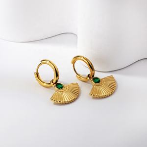 Pendientes de Aro Geométricos de Acero Inoxidable con Circonita Verde, Chapados en Oro PVD de 18k, Antideslustre, para Mujer - Product Image 3