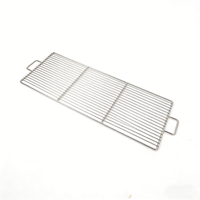 Plateau en maille pour barbecue en acier inoxydable 304 avec poignées, résistant à la chaleur pour grillades et four. Tailles personnalisées, échantillons et exportation.
