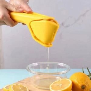 Factory Direct Sale Handheld Manual Lemon Squeezer PP Plastic Fruit <b>Press</b> to Extract Fresh Water Juice - Product Image 3