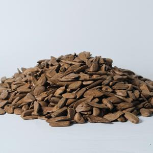 Varilla de madera exótica Kayu Sanai impregnada con extracto de azafrán para rituales tradicionales de incienso aromático No 53 - Product Image 1