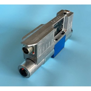 วาล์วควบคุมทิศทางแบบสัดส่วน Rexroth รุ่น 4WREE6W1-32-3X V24A1 60 ลิตร/นาที 315 บาร์ ระบบควบคุมไฮดรอลิก - Product Image 5