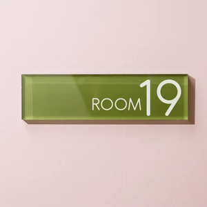 Plaque murale en acrylique personnalisée autocollante pour <span class=keywords><strong>porte</strong></span>, bureau, salon, entreprise, petite boutique, location de bureau, suite, affichage du numéro de étage - Product Image 1