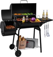 Barbecue à charbon carré avec table avant et latérale, plaque à charbon réglable et porte latérale pour barbecue extérieur, emballage pour vente par correspondance