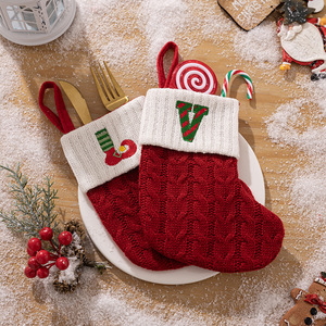 Decoraciones Navideñas Creativas, Tela Brocada Roja, Tejida y Bordada, Calcetines 100% Acrílicos, Color Personalizado, Calcetines de Regalo con Nombre - Product Image 3