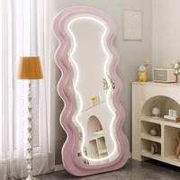 Miroir Mural LED Sur Mesure Moderne Pleine Hauteur en Velours avec Design Ondulé Asymétrique Irrégulier, Miroir LED Grand Format