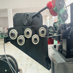 เครื่องผลิตลวดหนามแบบลวดคู่แบบกลับด้านได้ตลับลูกปืนมอเตอร์สำหรับ<span class=keywords><strong>โรงงาน</strong></span><span class=keywords><strong>ผลิต</strong></span>การเกษตร - Product Image 3