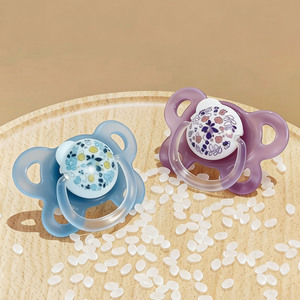Sucettes en silicone pour bébé transparentes de couleur jour et <span class=keywords><strong>nuit</strong></span> sans BPA - Product Image 2