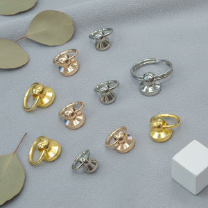 Accessoires DIY écologiques pour la mode : Têtes de vis, <span class=keywords><strong>rivets</strong></span>, vis, anneaux en alliage de zinc pour sacs <span class=keywords><strong>à</strong></span> main, ceintures et articles en cuir - Product Image 1