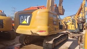 รถขุด CAT 320 GC สีเหลือง แบบตีนตะขาบ อุปกรณ์ก่อสร้างมือสอง - Product Image 5