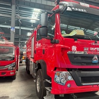 Camion de pompiers SINOTRUK HOWO 6x4 à eau et mousse pour lutte contre les incendies de liquides inflammables, débit élevé, durable