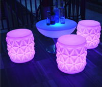 Table d'appoint ronde moderne à LED en polyéthylène, table basse lumineuse pour la maison, le bar, le jardin, l'hôtel, les événements