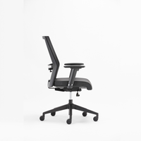 Chaise de bureau pivotante exécutive moderne avec accoudoirs réglables, dossier ergonomique en maille et coussin en tissu pour ordinateur