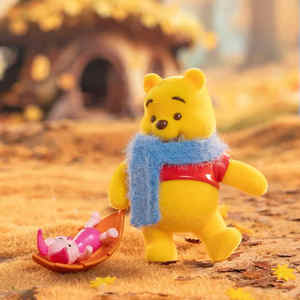Scatola Misteriosa Ufficiale Disney <span class=keywords><strong>Winnie</strong></span> <span class=keywords><strong>the</strong></span> <span class=keywords><strong>Pooh</strong></span> <span class=keywords><strong>Serie</strong></span> Happy Times, Statuetta Floccata Kawaii Orsetto <span class=keywords><strong>Pooh</strong></span>, Bambola Scenica da Collezione, Regalo - Product Image 5