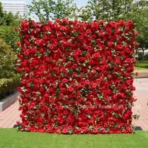 Dimensioni e design personalizzati intero prezzo di vendita tessuto arrotolabile nuovo fiore di rosa rossa e sfondo di nozze da parete di fiori verdi