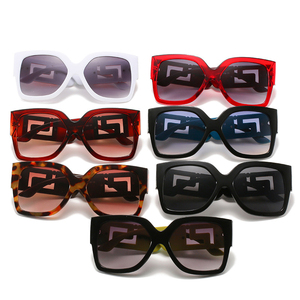 Super Hot Eyewear 2022 Modemerk Designer Zonnebrillen Grote Vierkante Oversized Shades Zonnebril - Product Image 4
