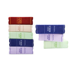 Almohada de Peluche con Versículo Bíblico Personalizado, Rellena de Tela Suave, en Forma de Libro Rojo y Azul, Almohada de Sofá con Forma de Libro de la Biblia Sagrada para <span class=keywords><strong>Personas</strong></span> - Product Image 2