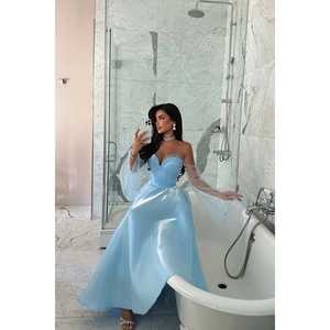 Vestido de Gala Azul con Detalles de Tul, Flores Bordadas, Escote Corazón, Cintura Baja y Tirantes, Tallas XS-XL, Ideal para Bodas de Invierno - Product Image 5