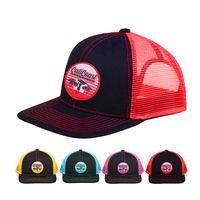 Casquette de camionneur à broderie personnalisée de haute qualité Marron blanc 5 panneaux Casquette de camionneur avec sangle en velcro
