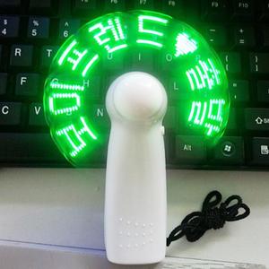 พัดลมมือถือขนาดเล็กปรับแต่งได้ พร้อมไฟ LED แบตเตอรี่เปลี่ยนได้ โลโก้สั่งทำพิเศษ สำหรับใช้ในบ้าน โรงแรม ผลิตจากพลาสติกสเปน - Product Image 3