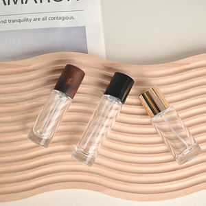 Wholesale Custom 10ml Mini Empty 20ml <strong>Glass</strong> Spray Perfume Bottle With <strong>Atomizer</strong> With Spray Bottle - Product Image 2