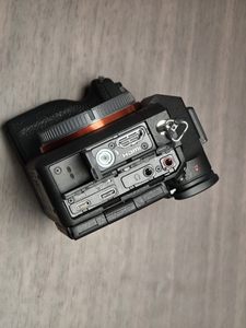 Appareil photo numérique hybride d'occasion pour <span class=keywords><strong>A7R</strong></span> V 61,0 MP avec capteur CMOS Exmor R BSI, carte SD, vidéo 8K - Product Image 3