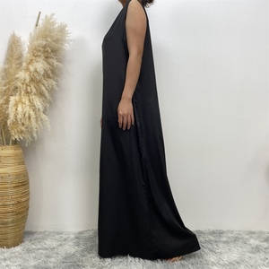 6595* Robe Abaya légère unie à col rond, coupe droite, longueur ras du sol, sans manches, en satin lisse, pour l'été et le Ramadan - Product Image 4