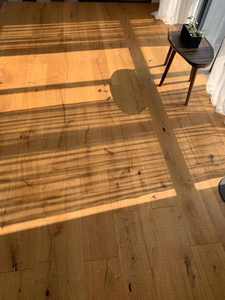 Parquet en bois dur de chêne brossé huilé naturel rustique Surface de marque sciée spéciale <span class=keywords><strong>Plancher</strong></span> en bois massif multicouche pour maison intérieure - Product Image 4