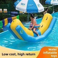 Toboggan aquatique gonflable en forme d'iceberg avec zone de saut gyroscopique, équipement de parc d'attractions, jouet flottant d'extérieur en PVC