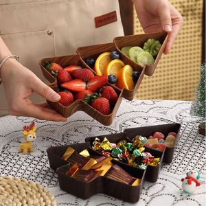 Assiette à salade en plastique PP gravée en forme de sapin de Noël au design classique et créatif, plateau à fruits, rangement pour collations domestiques et de fête - Product Image 6
