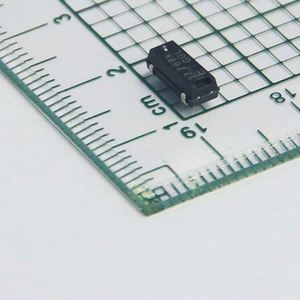 Whole Sale Q13MC3061000300 SMD Crystals Crystal Oscillators SMD Crystals Passive MC-306 32.768KHz -40 degree-+85 degree - Product Image 1