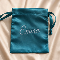 Sac de rangement en satin doux brodé personnalisé de haute qualité pour cadeaux de mariage