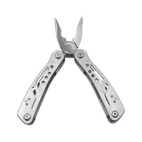 Herramienta Multiusos 24 en 1 con Cuchillo, Alicates y 11 Puntas de Acero Inoxidable Afiladas - Herramienta Multiusos para Hombre - Equipo Ideal con Herramientas para Acampar