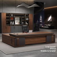 LBZ-180X  Ensemble bureau et chaise de direction Boss avec design en forme de L, table de bureau moderne personnalisable et bibliothèque