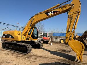 Excavadora CAT 320C Amarilla sobre Orugas, Equipo de Construcción con Motor, Caja de Cambios y Bomba, 20000 kg, 0-2000 Horas, Certificada - Product Image 5