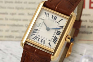 นาฬิกากลไกอัตโนมัติที่ทันสมัยและหรูหรา ตัวเรือนทรงสี่เหลี่ยม สายหนังลายจระเข้สีน้ำตาล กันน้ำ - Product Image 2