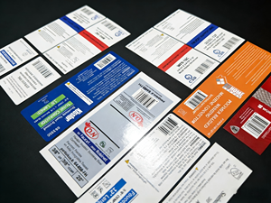 Etichetta Adesiva Personalizzata in Carta Patinata ad Alta Aderenza con Codice a Barre, Termoadesiva 4C per Stampa, Opaca Laminata per <span class=keywords><strong>Targhette</strong></span> di Elettrodomestici - Product Image 2