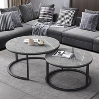 Petite Table Basse Design Moderne de Luxe pour Appartements Mères-Filles, Salons avec Lumière Chaleureuse de Haut Niveau