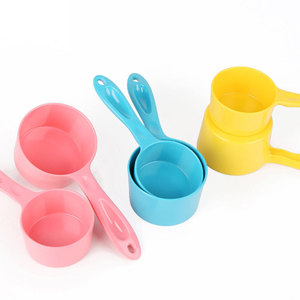 Cuillère à nourriture pour chien à poignée demi-ronde, pelle doseuse, outil d'alimentation pour animaux de compagnie, style simple et portable, origine Zhejiang GF008 - Product Image 4