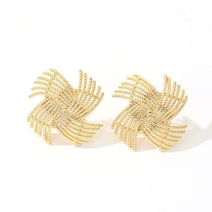 2025ใหม่คุณภาพสูงจากโรงงานแฟชั่นกังหันลมทองเหลือง14K ต่างหูเพทายชุบทอง - Product Image 1