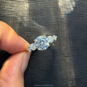 <span class=keywords><strong>Anelli</strong></span> di Lusso in Moissanite 3CT, Gioielli con <span class=keywords><strong>Cinque</strong></span> Pietre VVS Colore D Certificati GRA, Anello in Argento Sterling S925 - Product Image 4