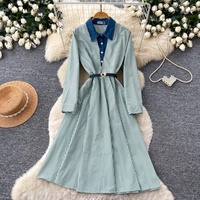 Robe longue en jean coréen patchwork color block 2026 pour femme, cintrée à la taille, élégante, coupe trapèze, pour le bureau et le quotidien