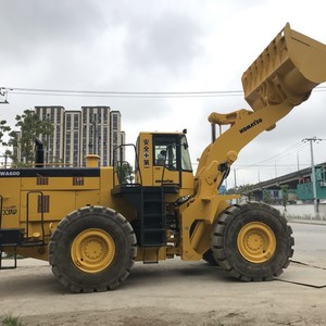 Komatsu <span class=keywords><strong>WA600</strong></span> original a utilisé la chargeuse sur pneus grande capacité de chargement en bon état - Product Image 3